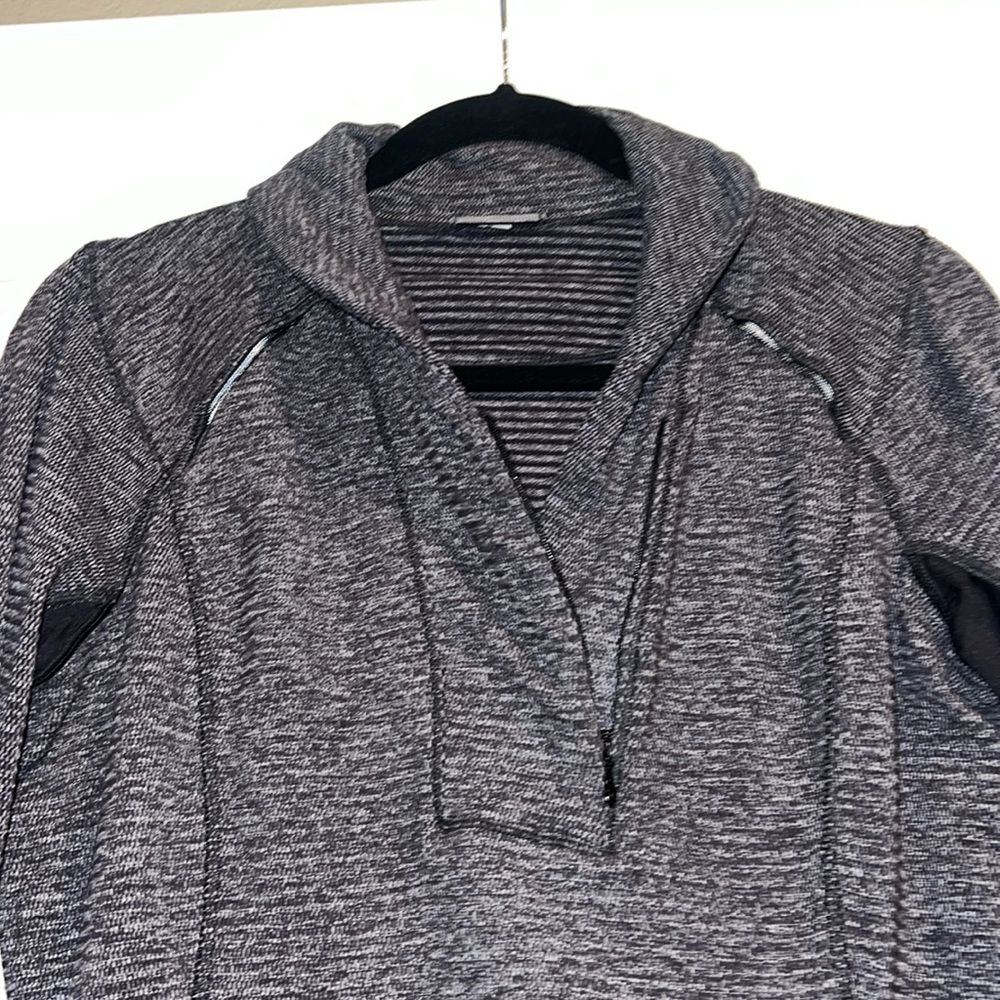 Lululemon jacket - Picture 5 of 6